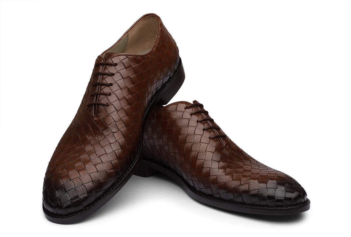 VENICE – CHESTNUT BROWN HANDWOVEN LEATHER SHOES